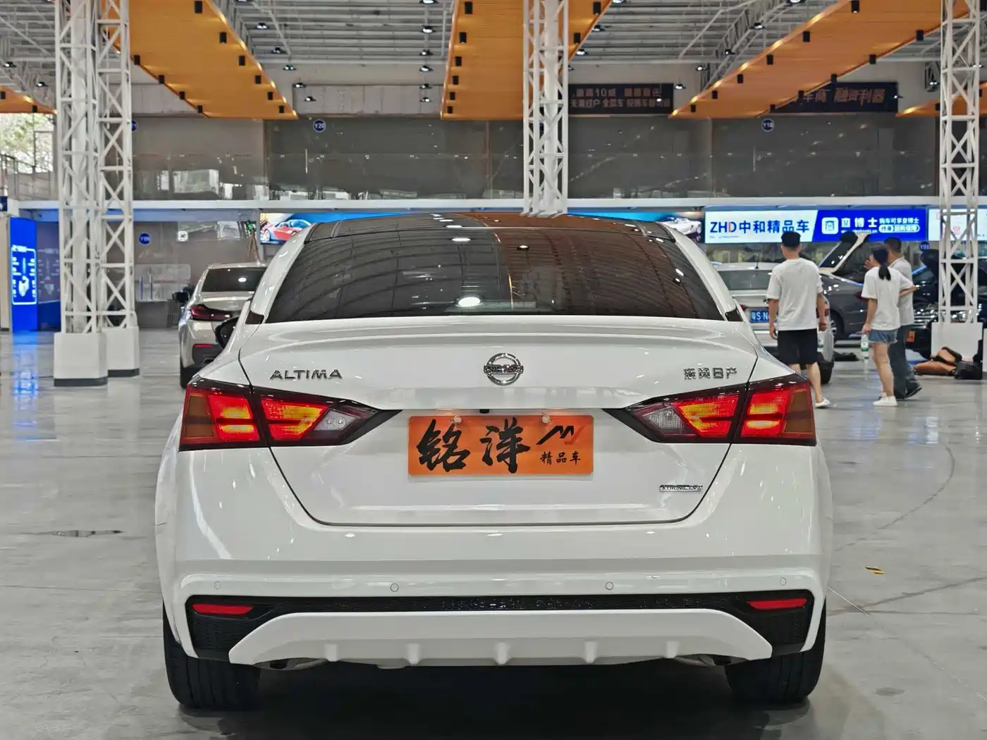 Фото 5 - Nissan Teana