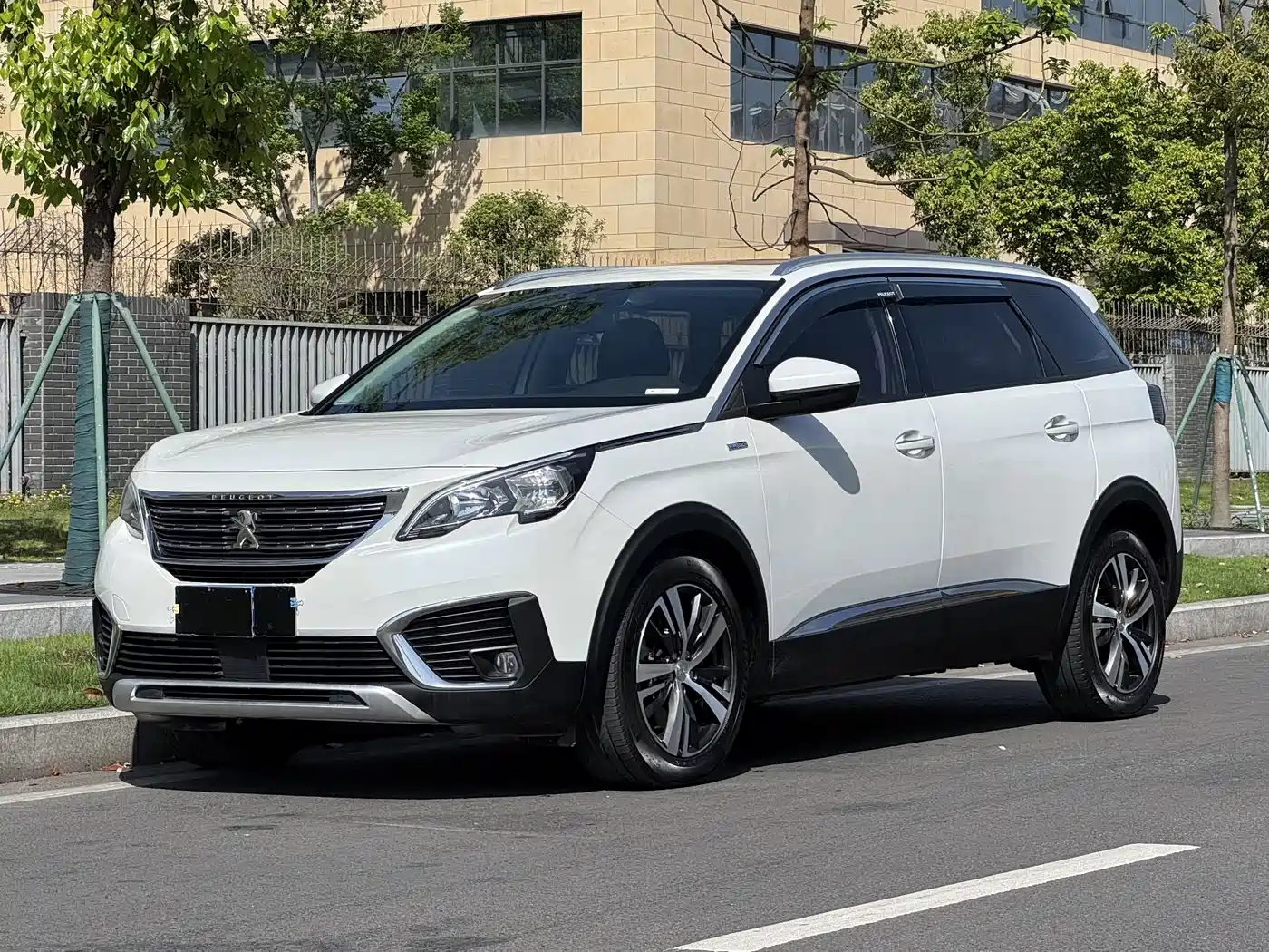 Peugeot 5008 2017 380THP 7-seat Elite Edition