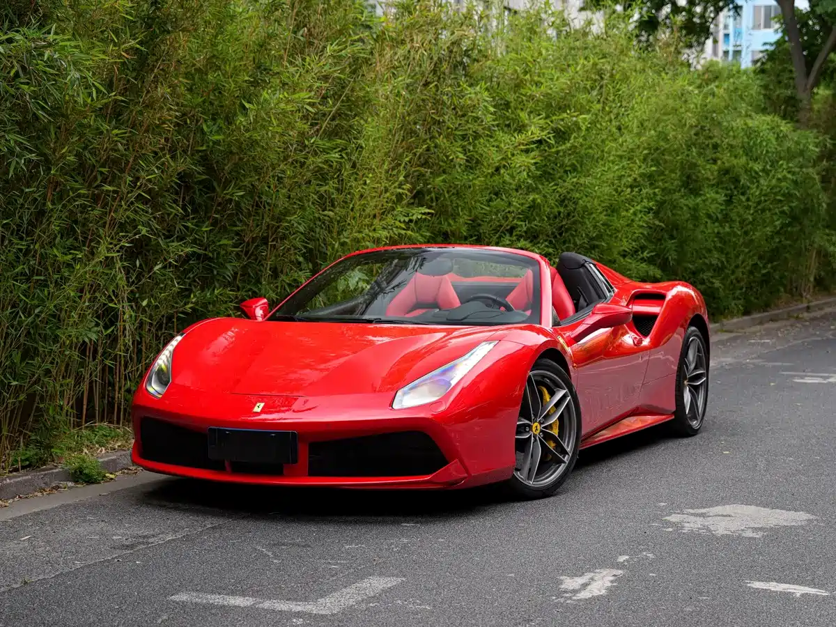 Ferrari 488 2019 2015 488 Spider