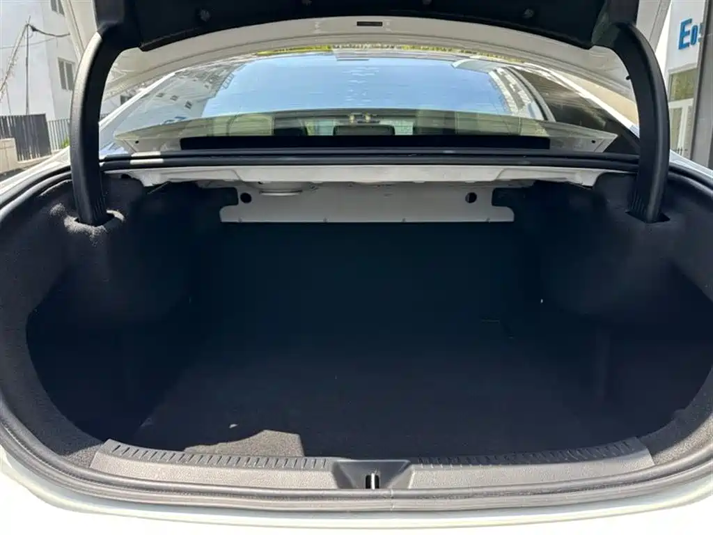 Mercedes-Benz A-Class 2019 A 180 L Sport Sedan фото 12