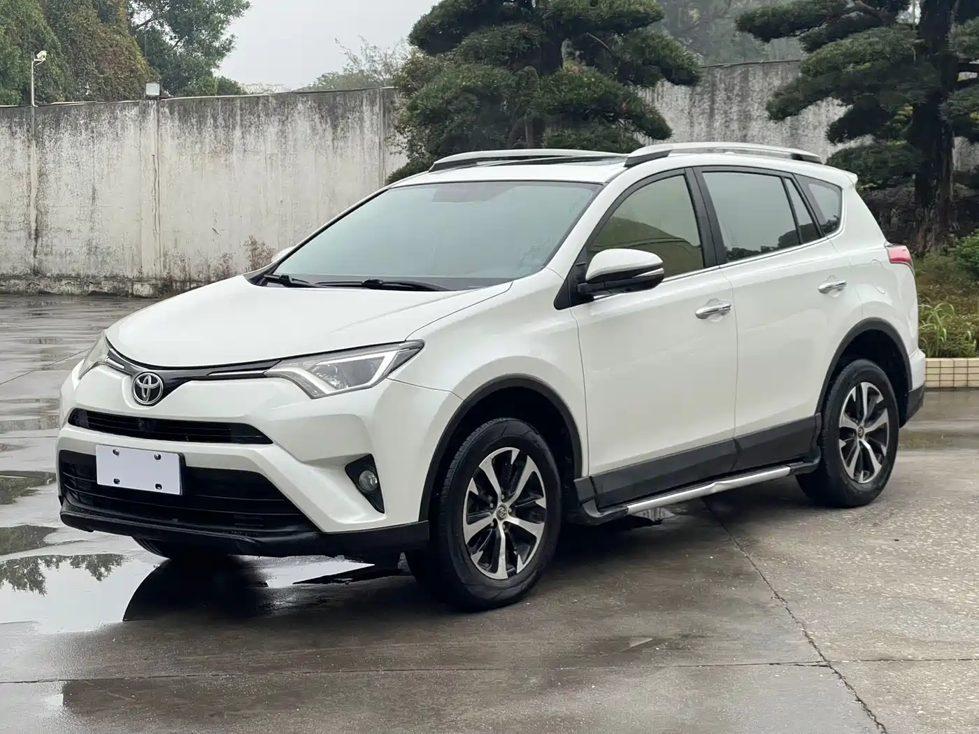Toyota RAV4 Rongfang 2016 2.0L CVT 2WD Trend (China V) фото 11