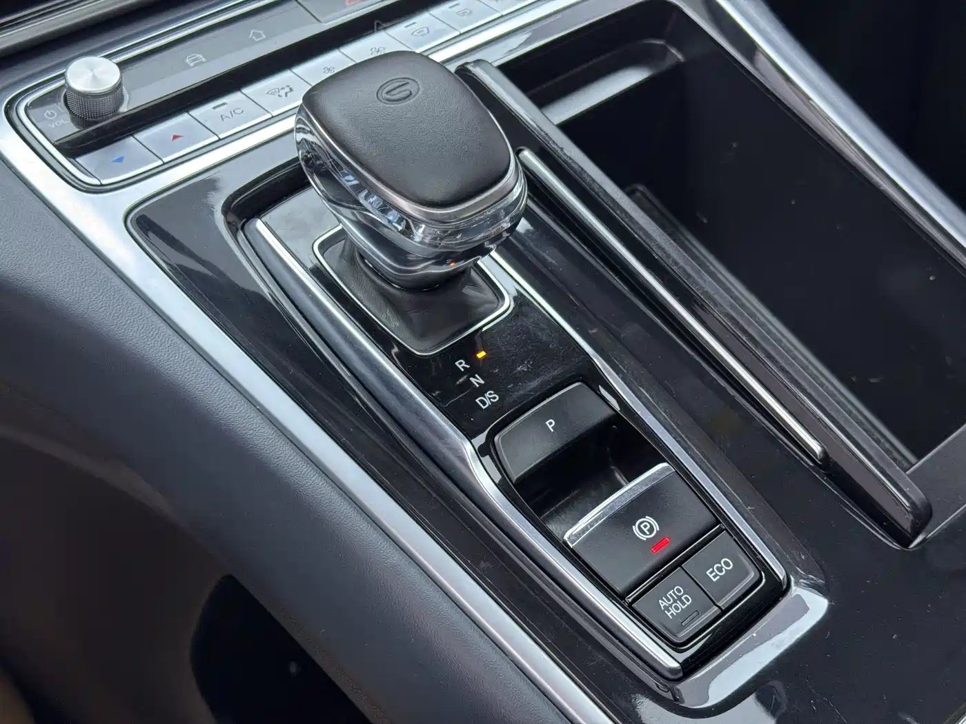 GAC Trumpchi Trumpchi M8 2021 Facelift Leading Series 390T Luxury Edition фото 9