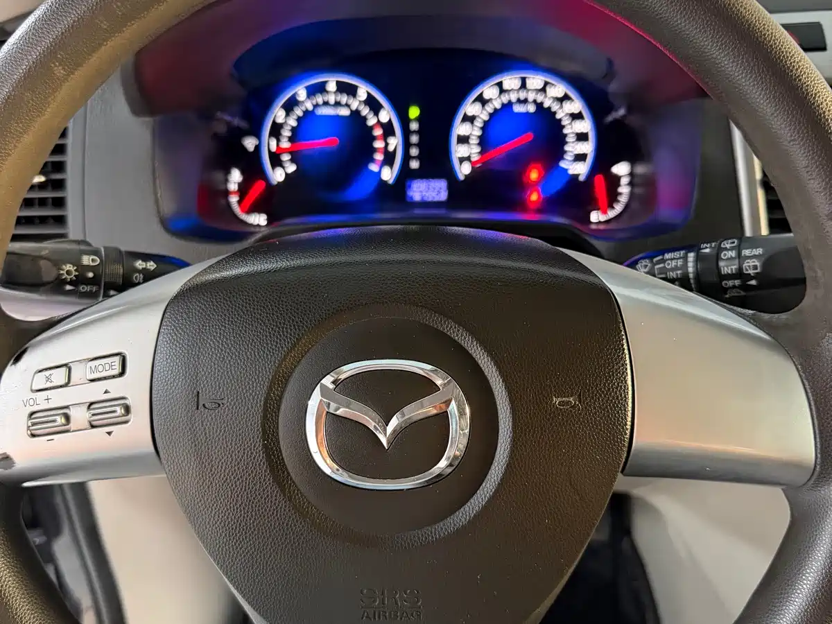Mazda 8 2014 2013 2.5L Elite