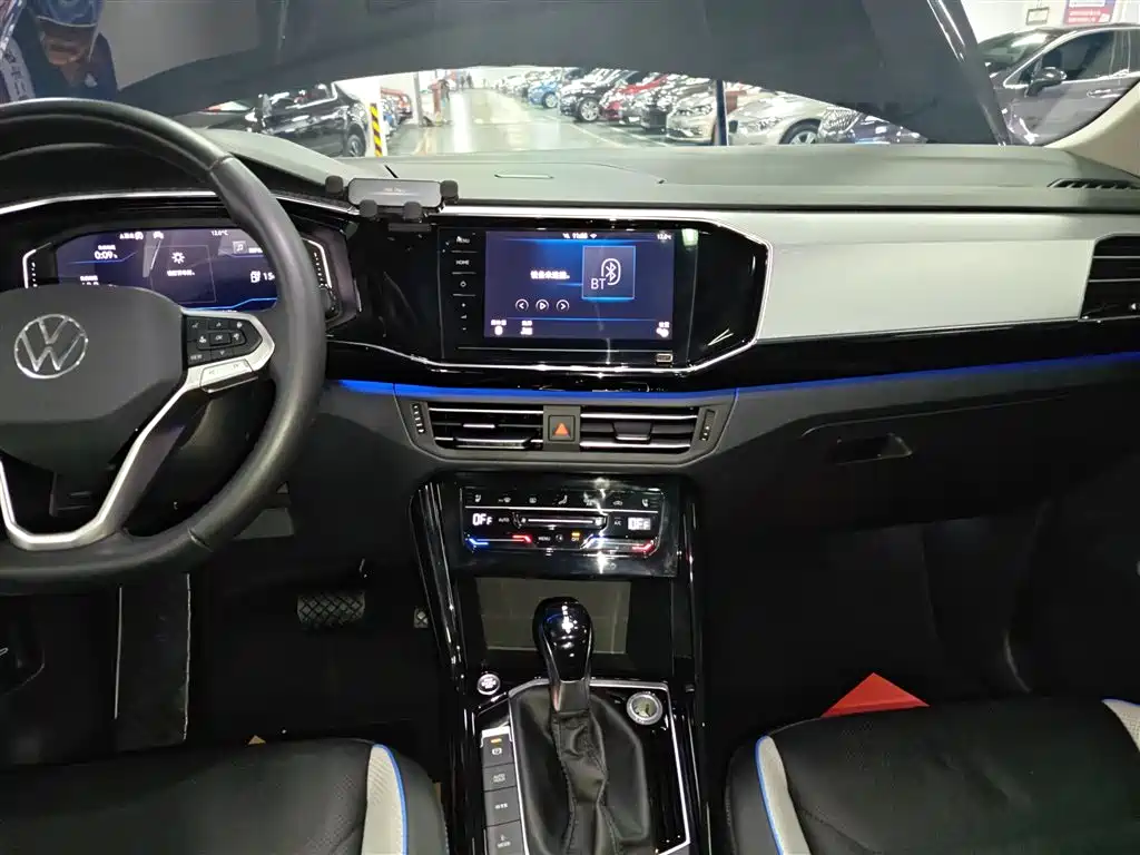 Volkswagen Tayron GTE Plug-in Hybrid 2020 1.4T Premium фото 13