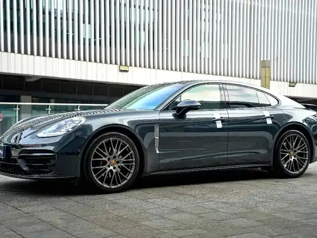  Porsche Panamera 2023 Facelift Panamera 2.9T Platinum Edition