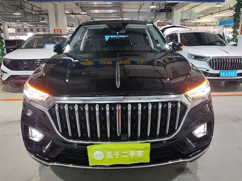 Hongqi HS5 2022 Facelift 2.0T Smart Flag Enjoyment Edition фото 3