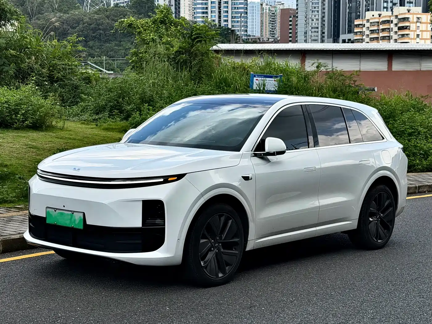 Li Auto L6, 2024 год