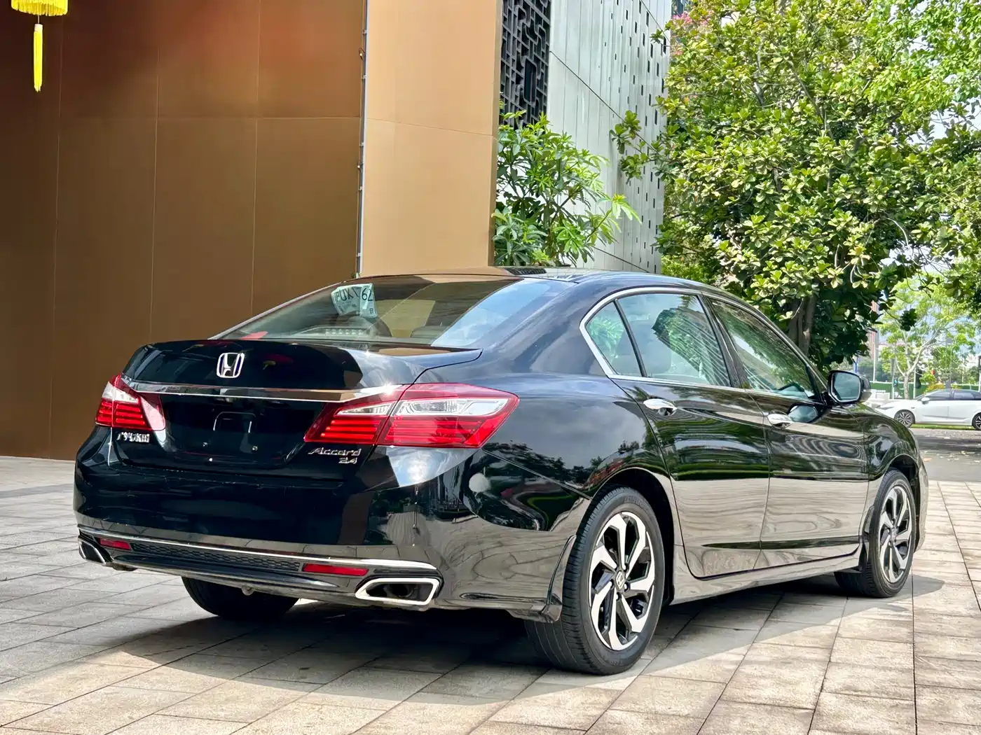 Honda Accord 2016 2.4L Comfort Edition фото 5