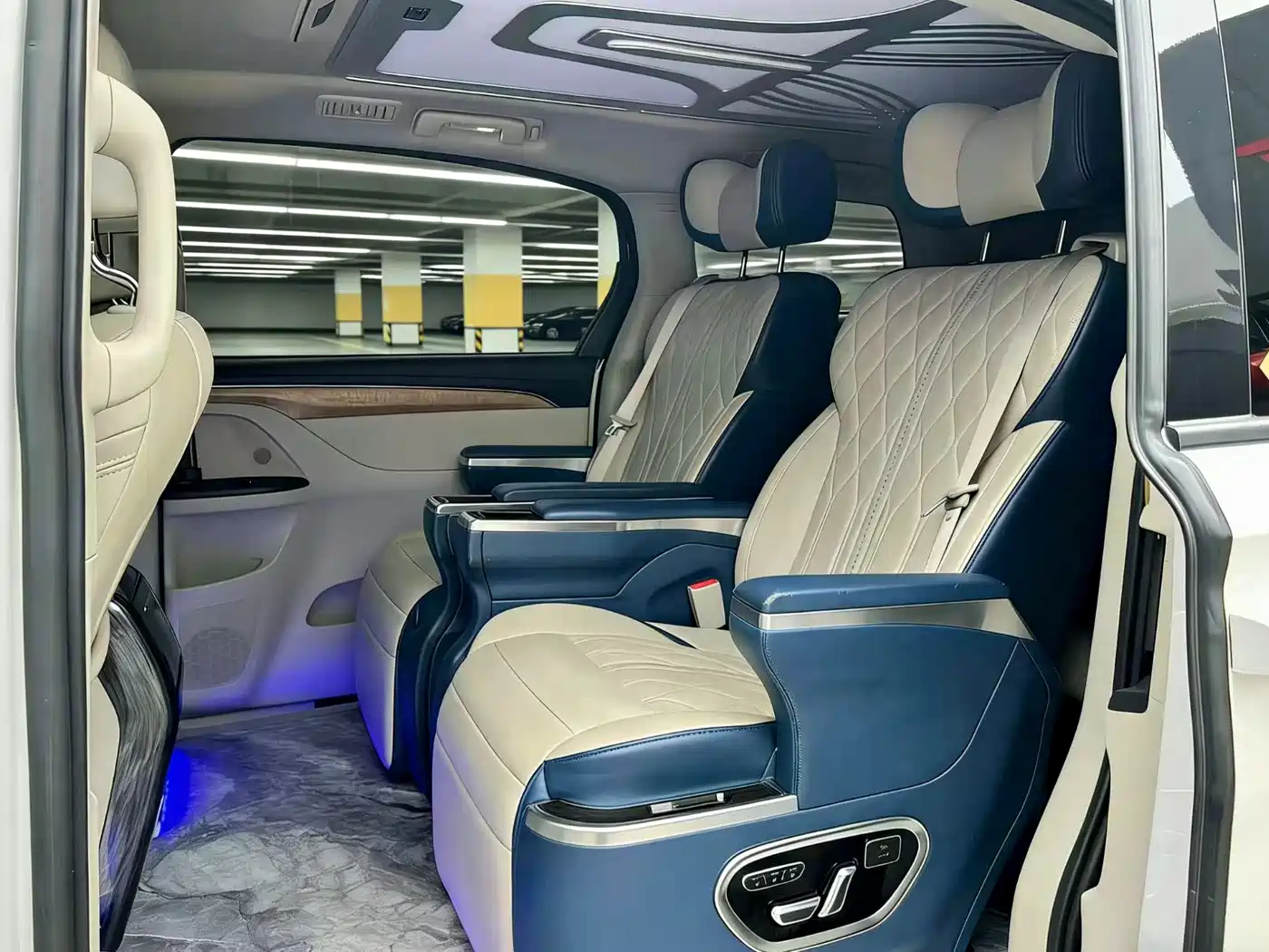 Buick GL8 2018 ES 28T Comfort Type China VI фото 8