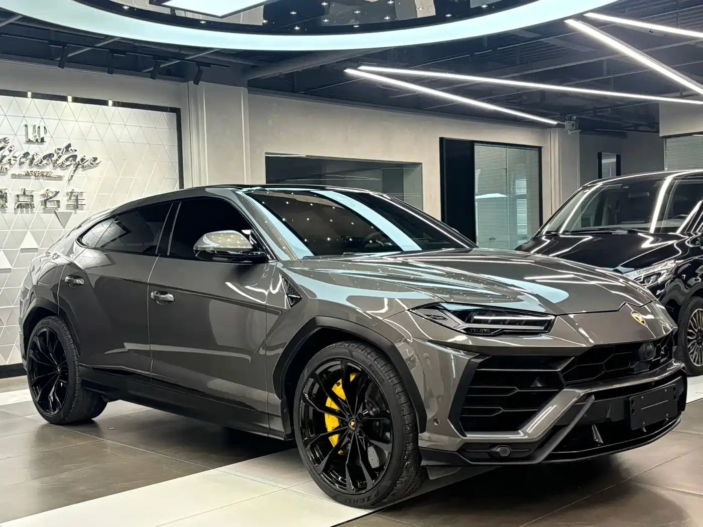 Lamborghini Urus 2023 2021 4.0T V8