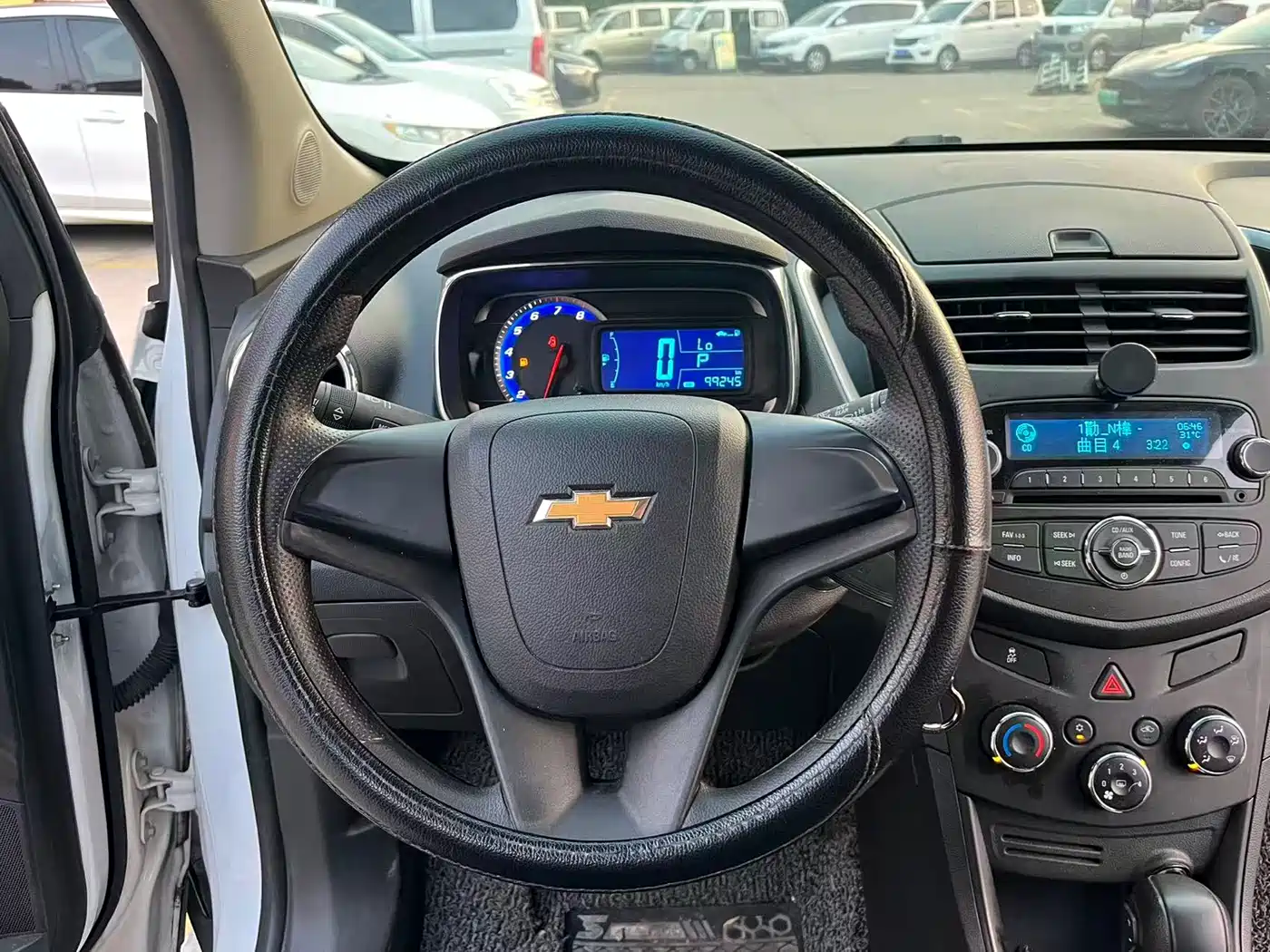 Chevrolet Trax 2016 1.4T Automatic 2WD Comfort Sunroof Edition фото 7