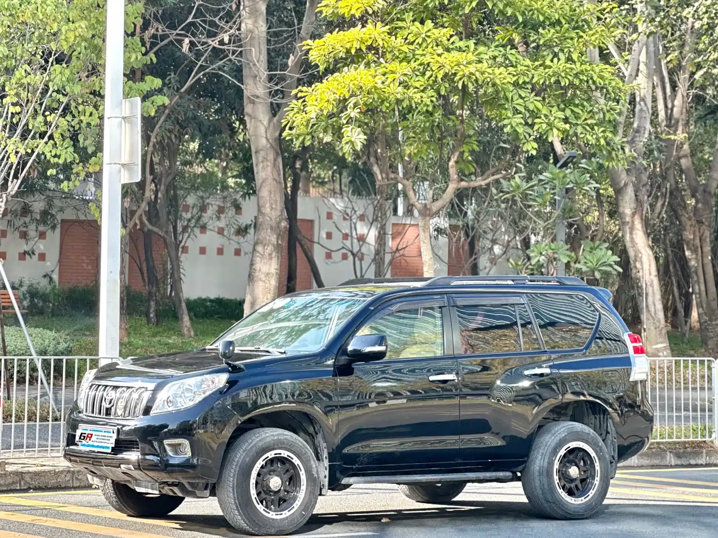 Toyota Prado (Import) 2010 2.7L Auto Luxury фото 11