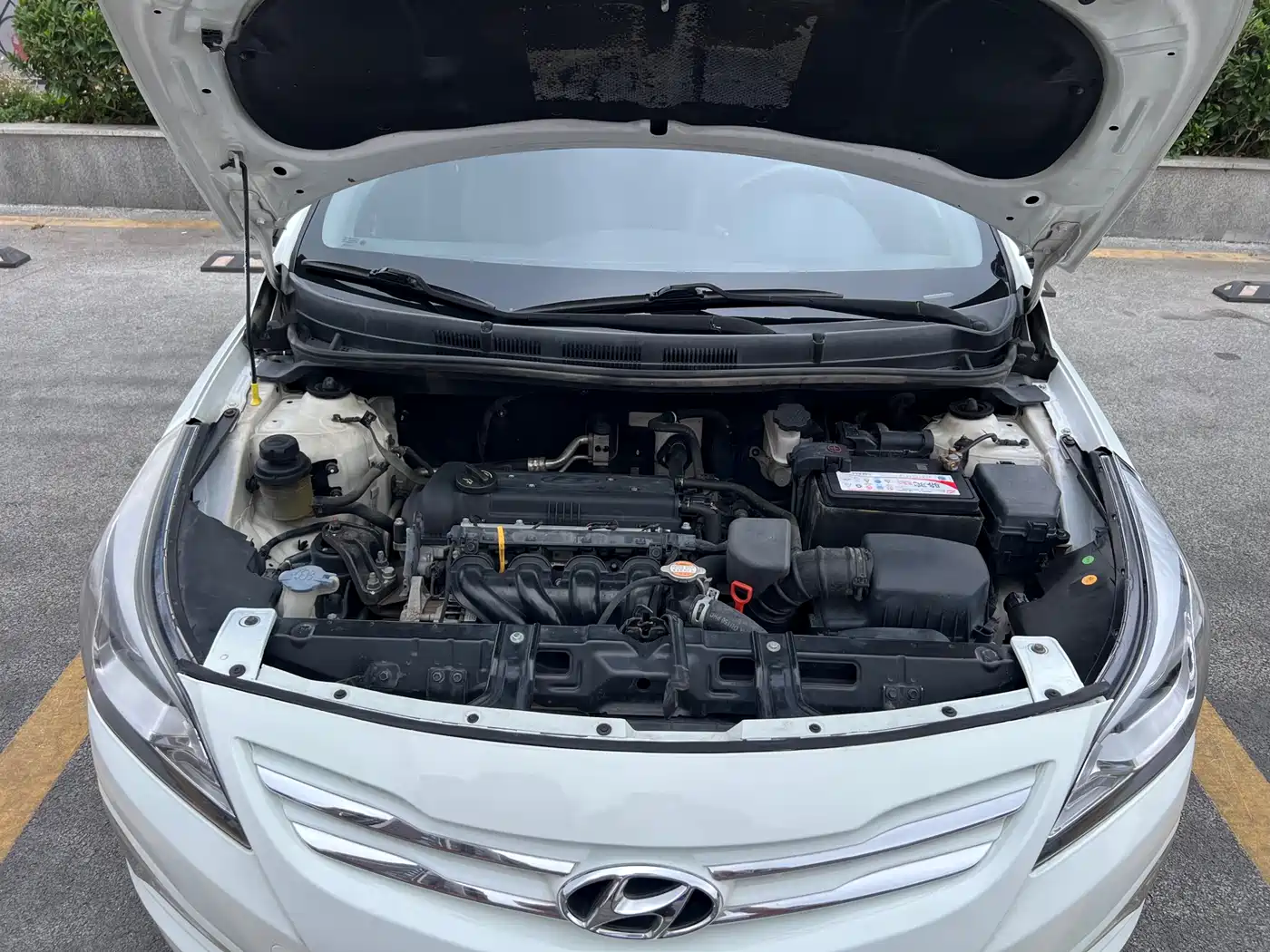 Hyundai Reina 2014 Model 1.4L Automatic GLX фото 21