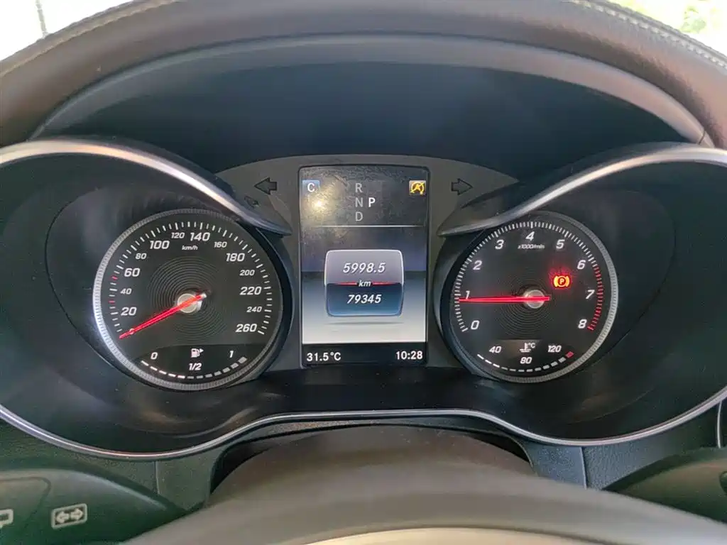 Mercedes-Benz GLC 2017 GLC 300 4MATIC Dynamic фото 12