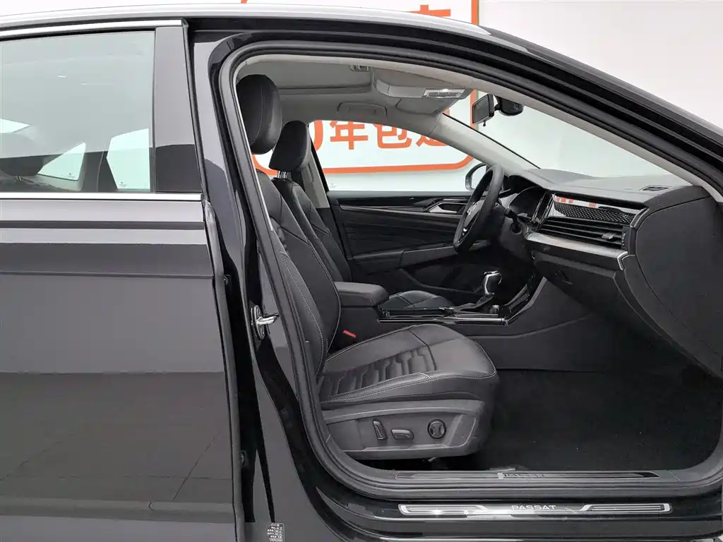 Volkswagen Passat 2021 Model 280TSI Elite Edition фото 23