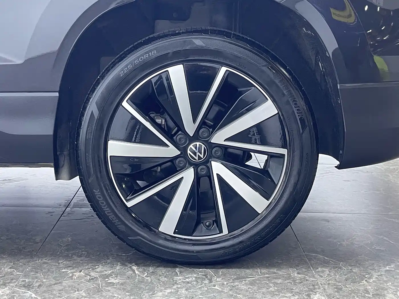 Volkswagen Tharu, миниатюра 8