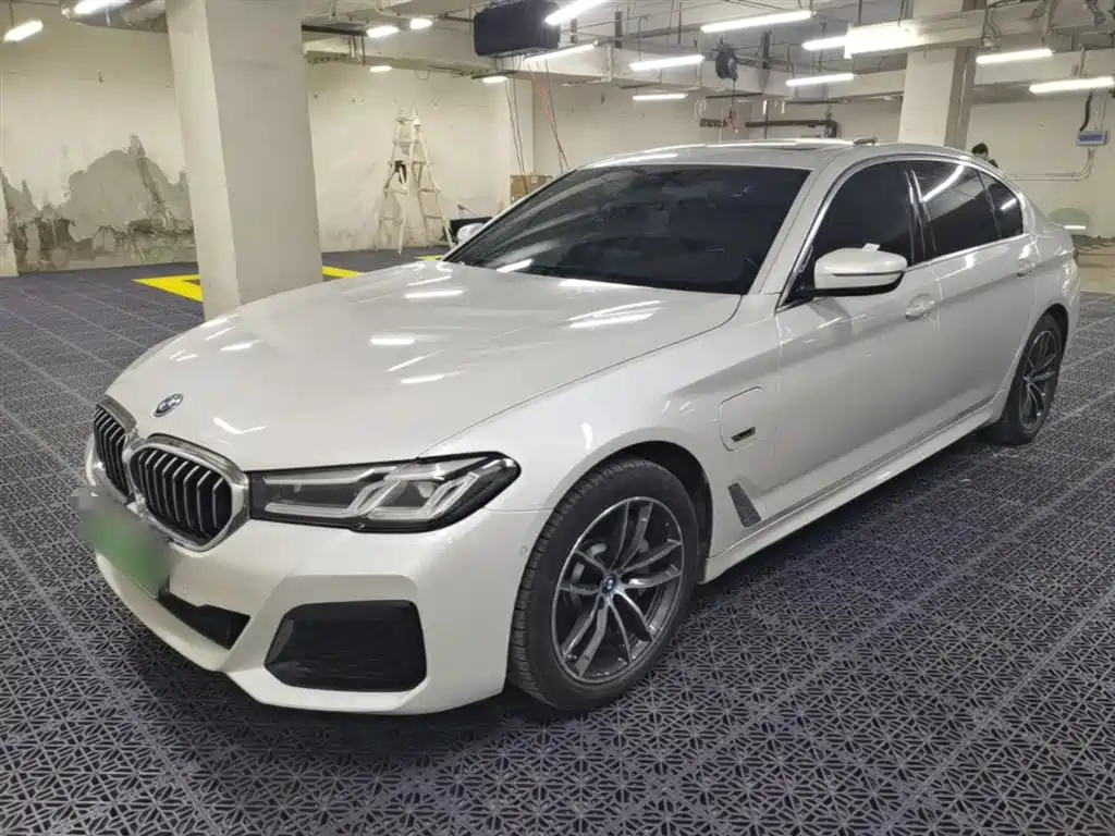BMW 5 Series New Energy 2022 Facelift 535Le M Sport Package