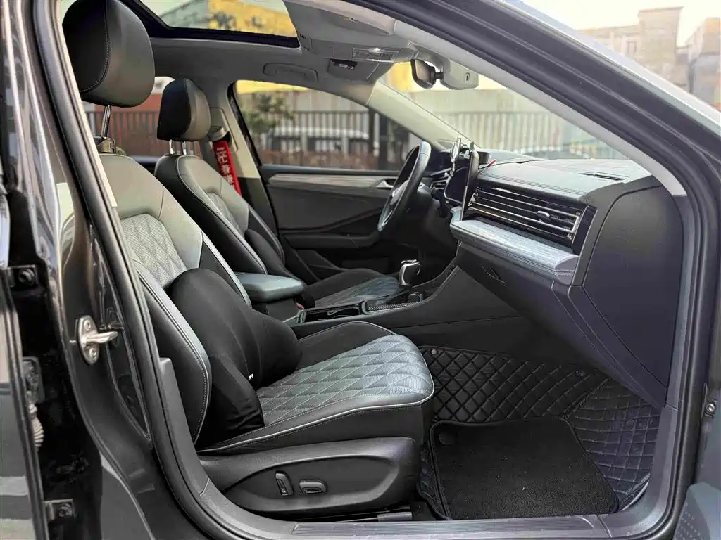 Volkswagen Sagitar, миниатюра 10