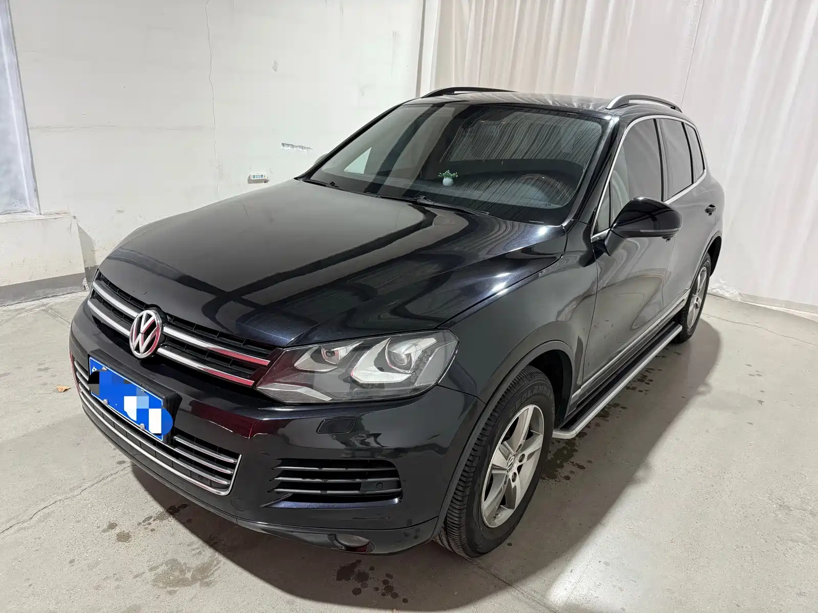 Фото 1 - Volkswagen Touareg