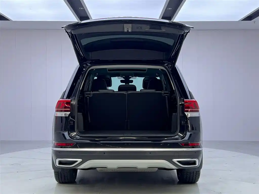 Volkswagen Teramont 2023 Facelift 380TSI AWD Prestige Luxury фото 9