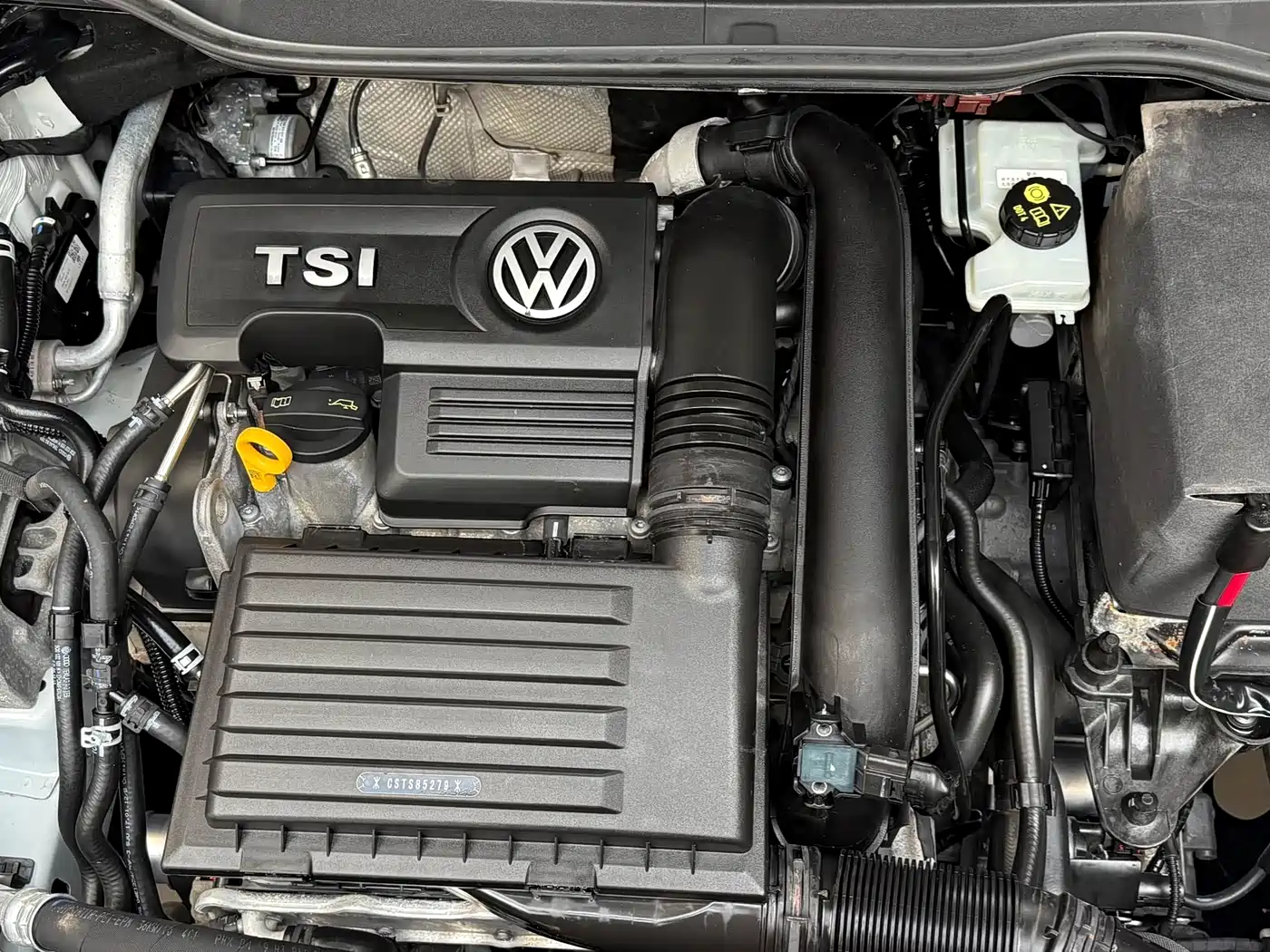 Volkswagen Golf Sportsvan 2016 230TSI Automatic Progressive фото 15