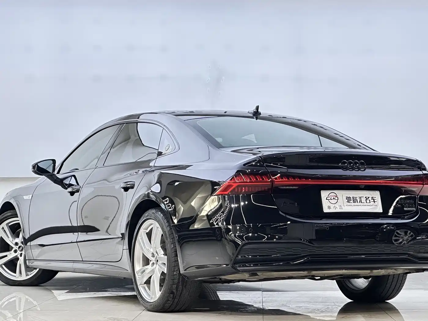 Audi A7L 2022 45 TFSI quattro S-line Vision Crystal Package фото 4
