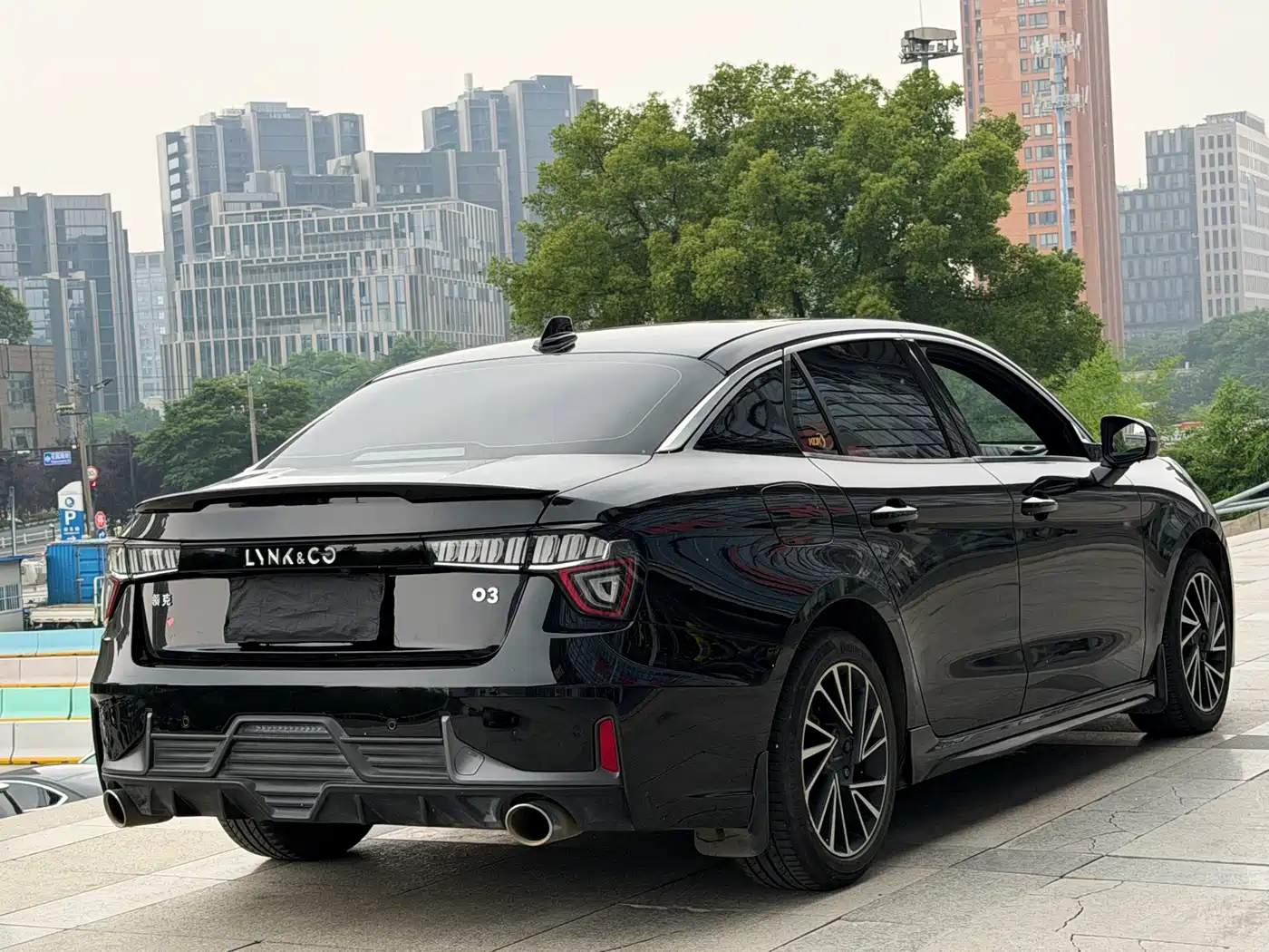 Lynk & Co 03 2021 1.5TD DCT Jin Champion Edition фото 3