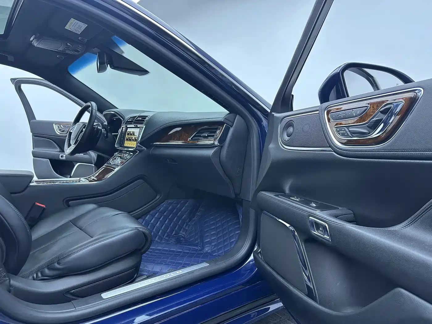 Lincoln Continental 2018 2017 2.0T 2WD Prestige