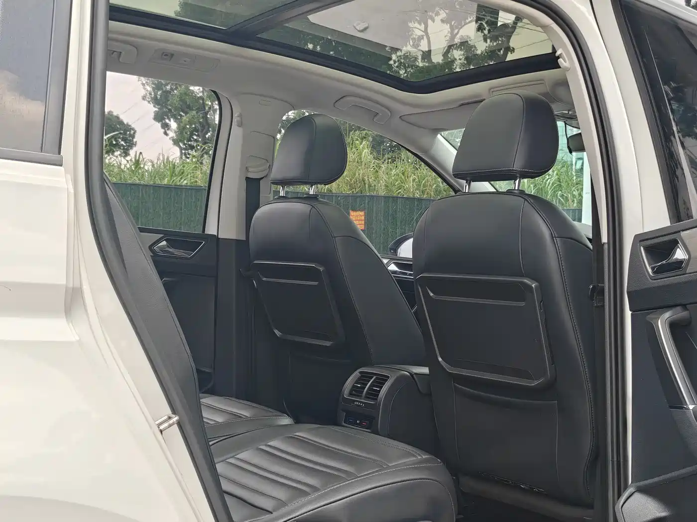 Volkswagen Touran 2018 Touran L 280TSI DSG Comfort 7-seater China V фото 22