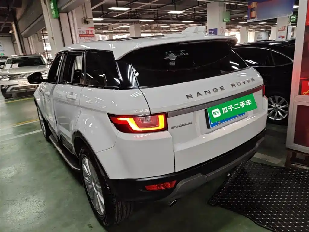 Land Rover Range Rover Evoque 2018 240PS SE Smart Edition фото 23