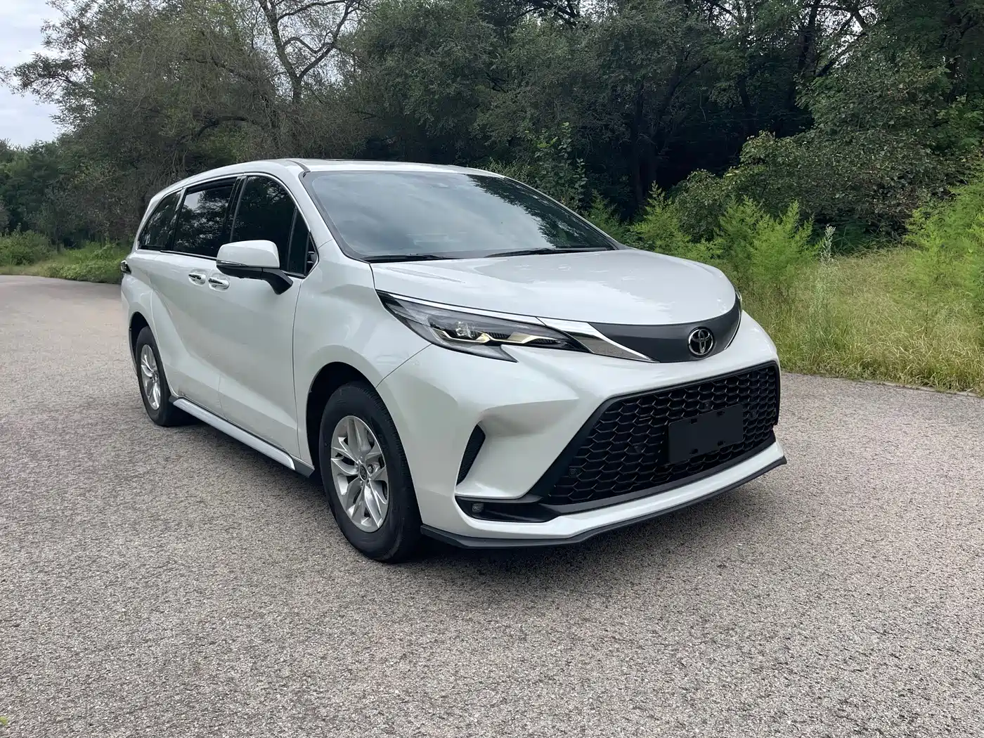 2026 Toyota Granvia