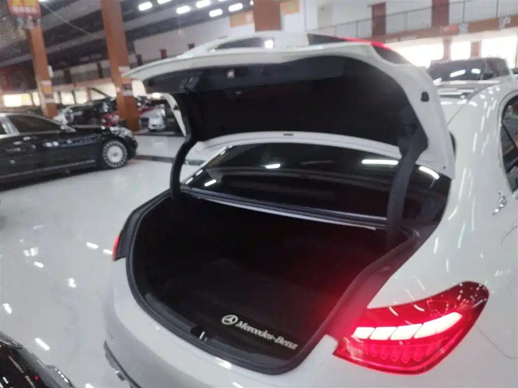 Mercedes-Benz C-Class 2023 C 260 L Sport фото 18