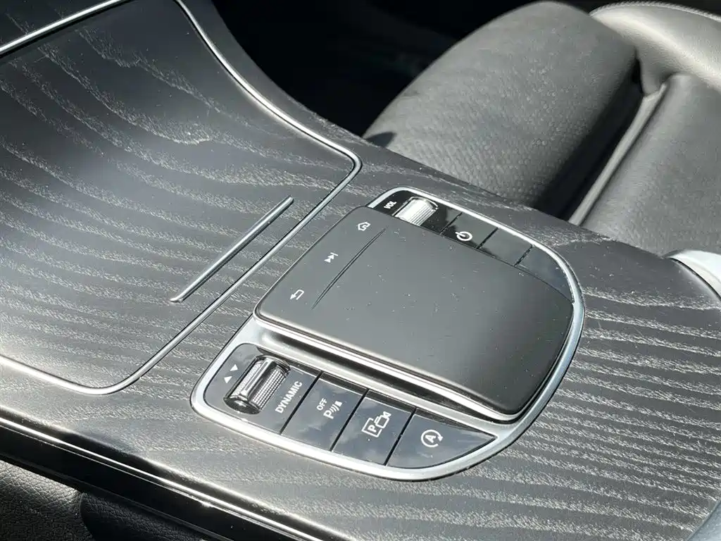 Mercedes-Benz C-Class 2020 Facelift C 260 L Sport фото 16