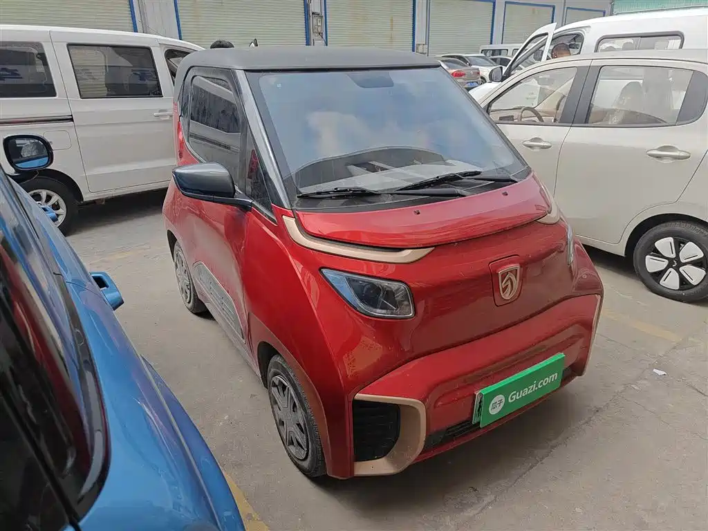 BAOJUN E200