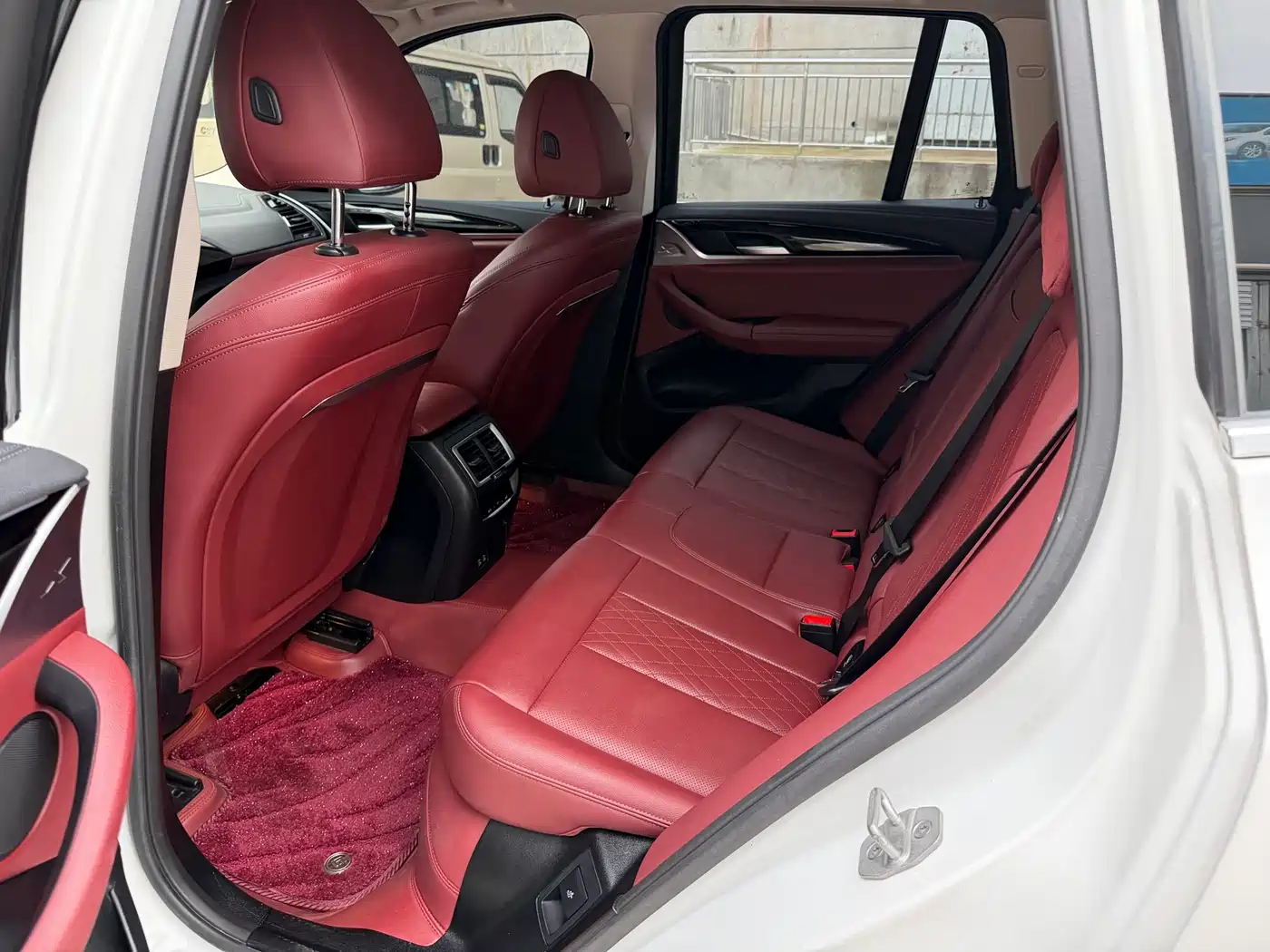 BMW iX3 2023 Leading Type фото 5