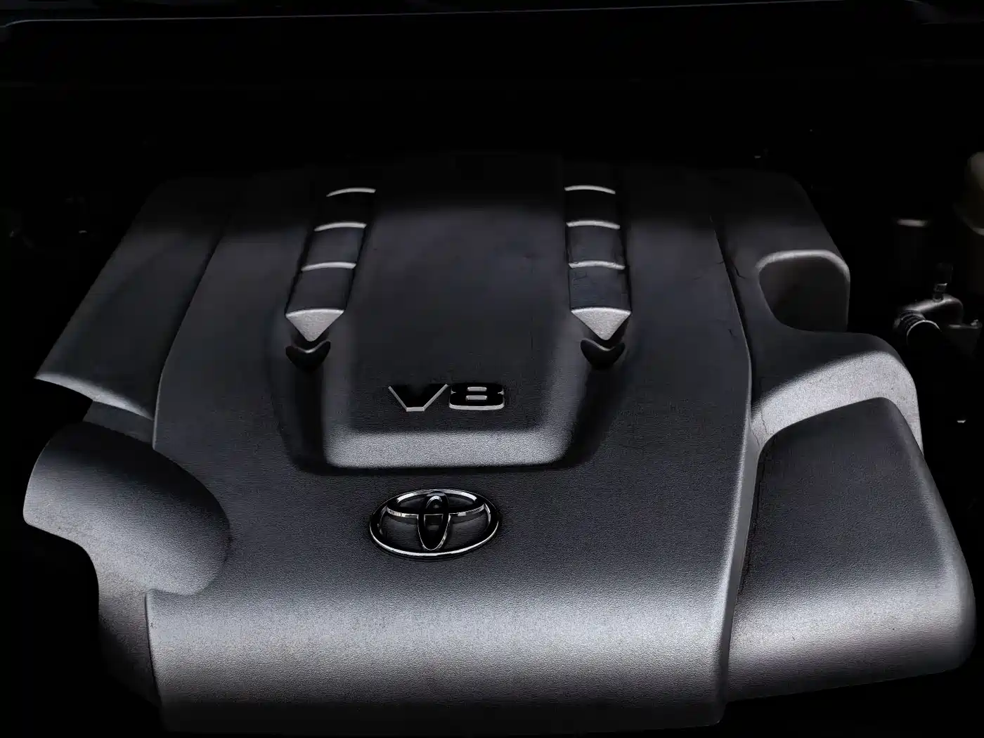 Toyota Land Cruiser 2010 Model 4.7L Automatic VX фото 25
