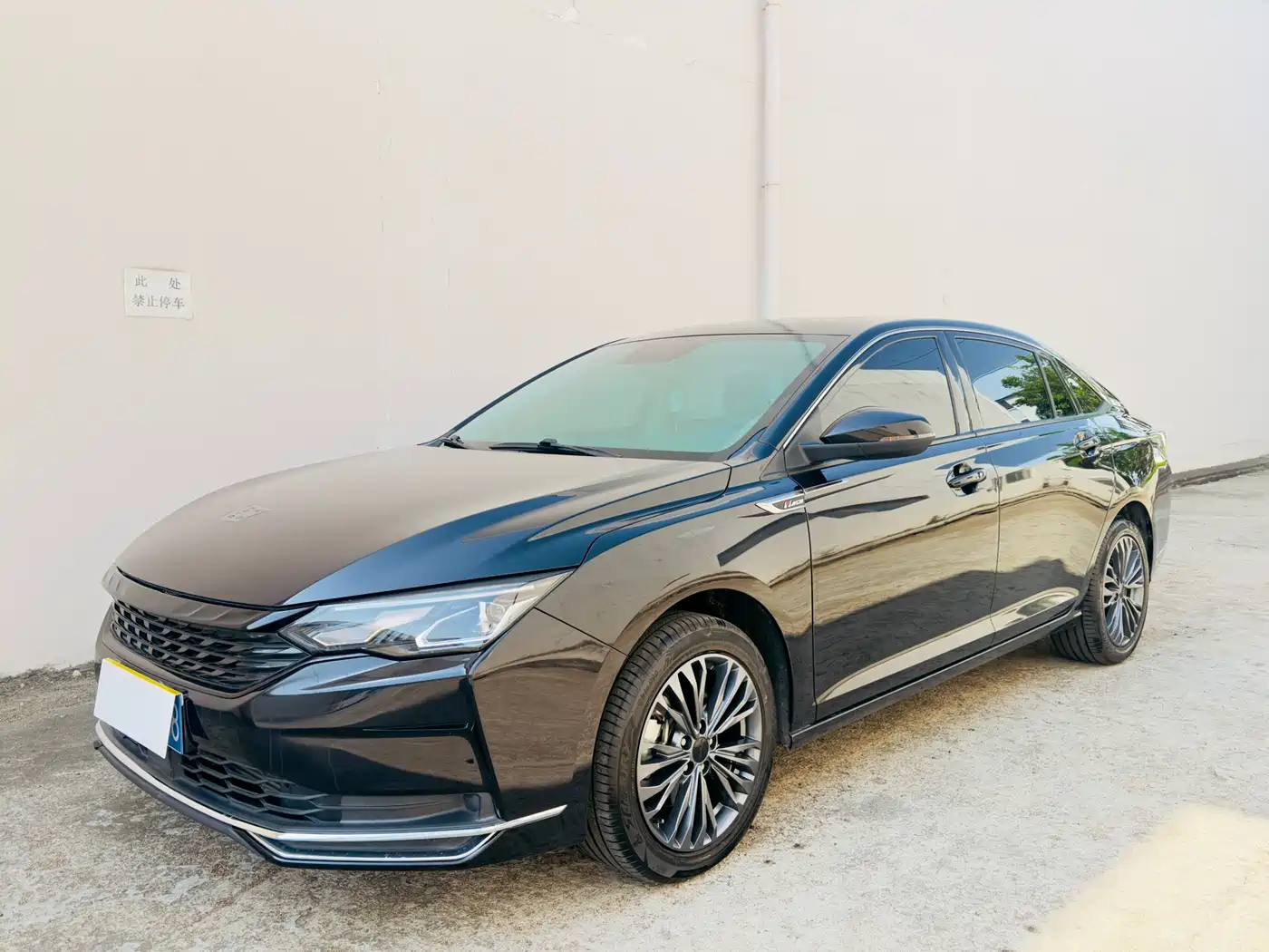  Dongfeng Aeolus Yixuan MAX 2022 1.5T Ultra Cool Dad Edition