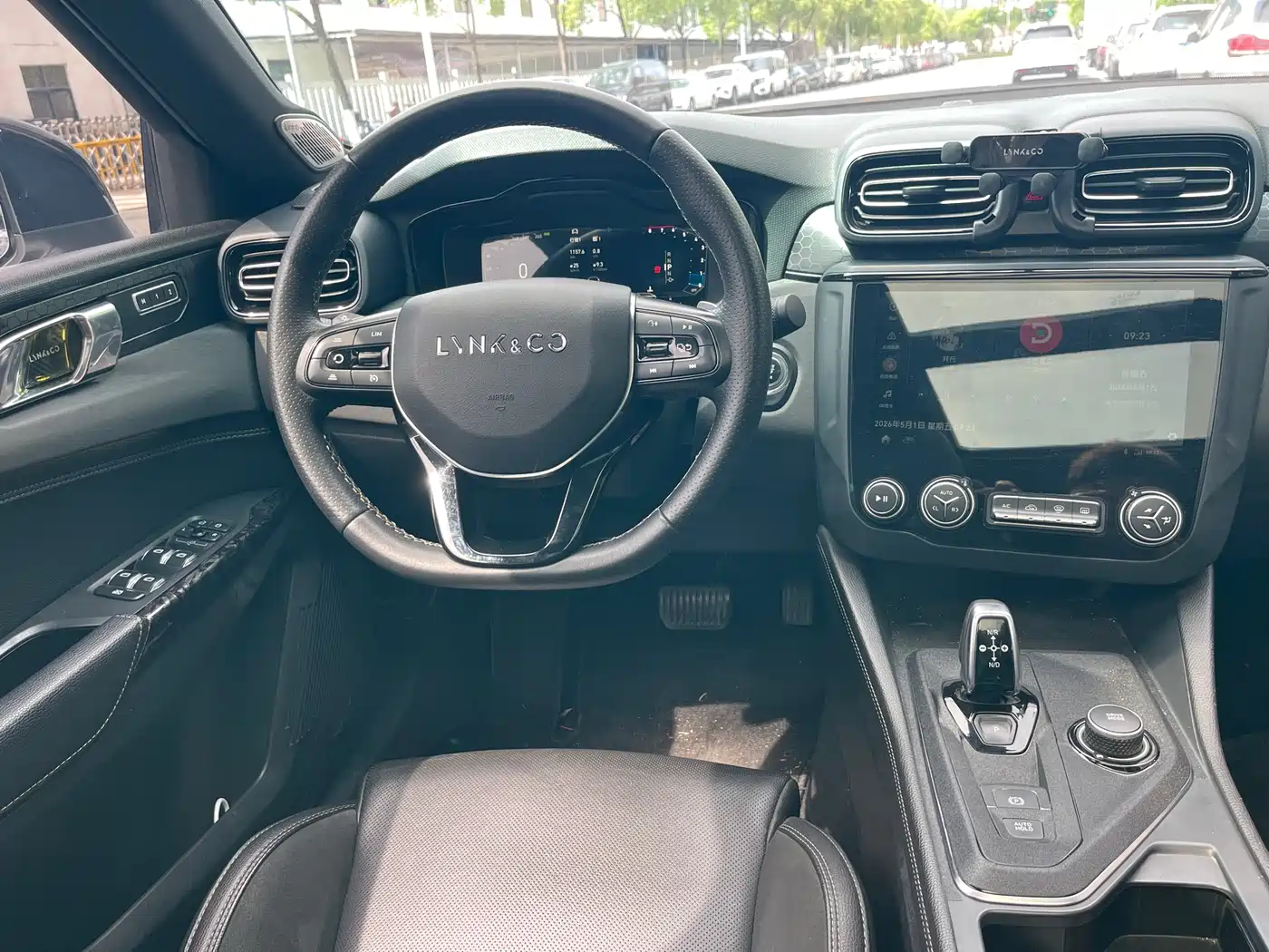 Lynk & Co 03 2021 1.5TD DCT Jin Champion Edition фото 12