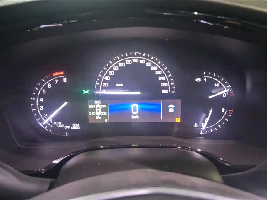 Cadillac XT5 2018 28E AWD Technology Model фото 14