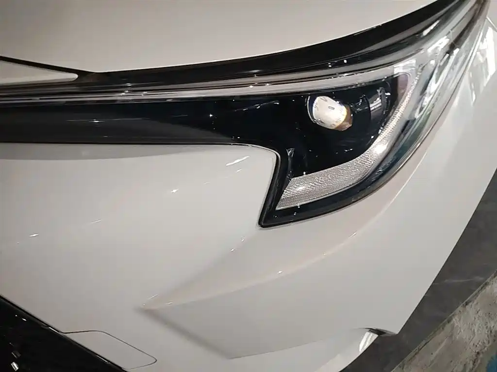 Toyota Levin 2023 185T CVT Luxury фото 24