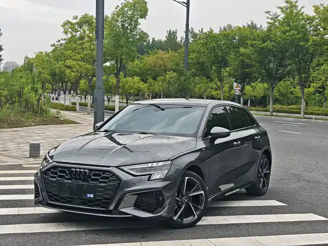 Audi A3 Рестайлинг, Sportback 35 TFSI, Стиль Спорт