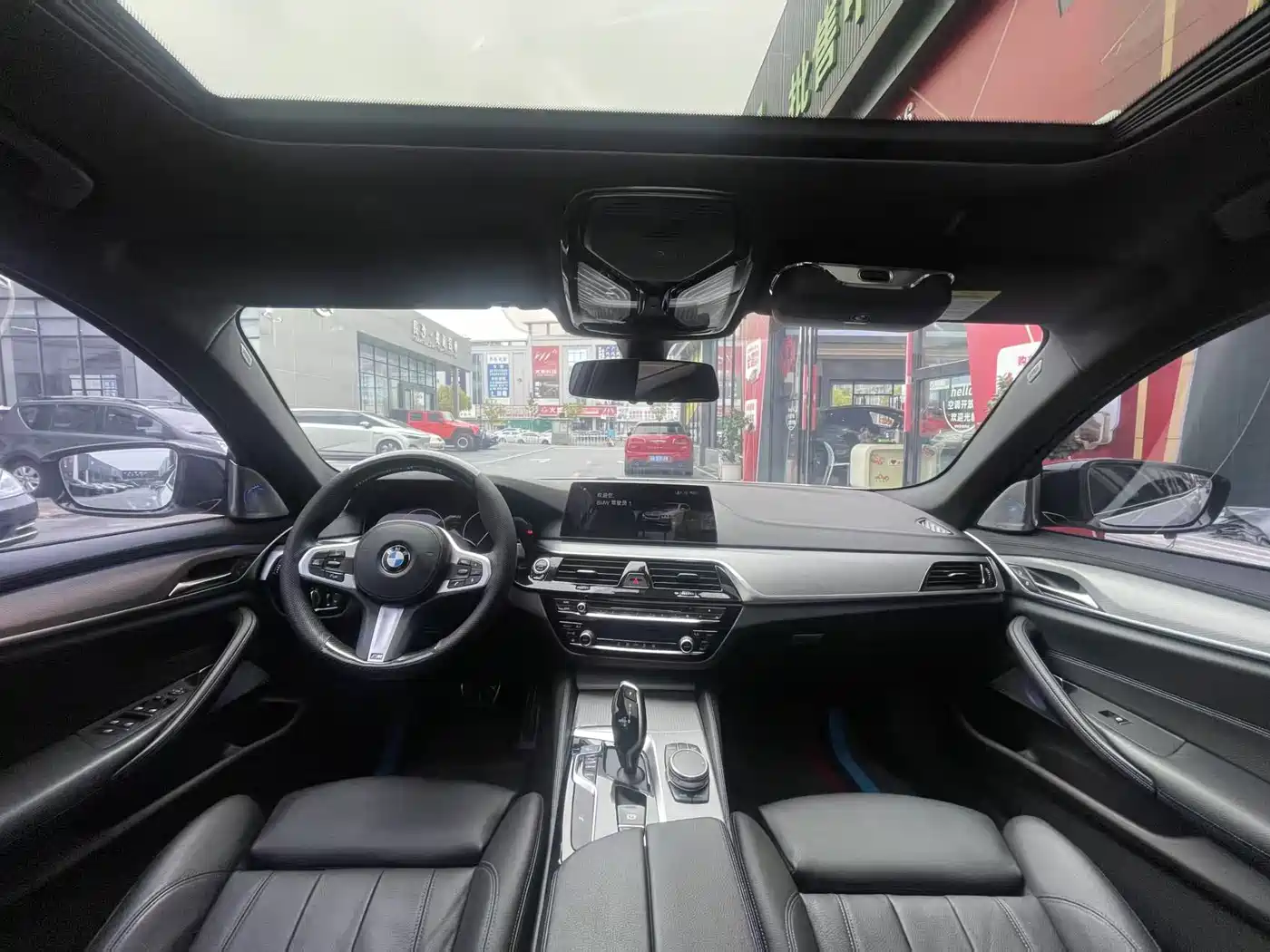 BMW 5 Series (Import) 2019 525i M Sport Package фото 7