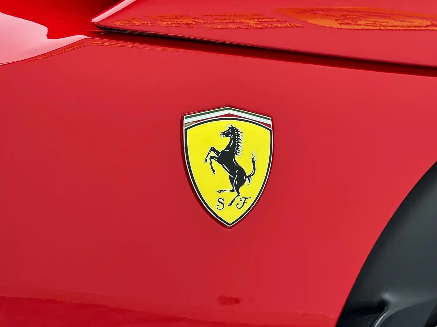 Ferrari Purosangue 2025 2023 6.5L V12