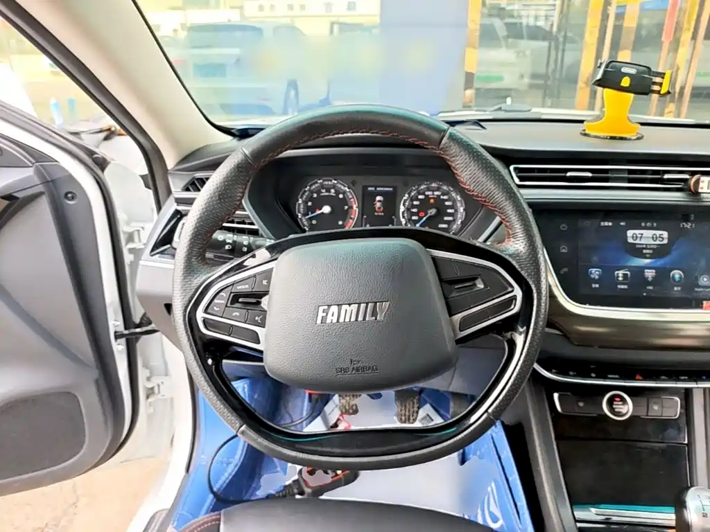 Haima Familia F5 2018 2018 1.6L Manual Luxury