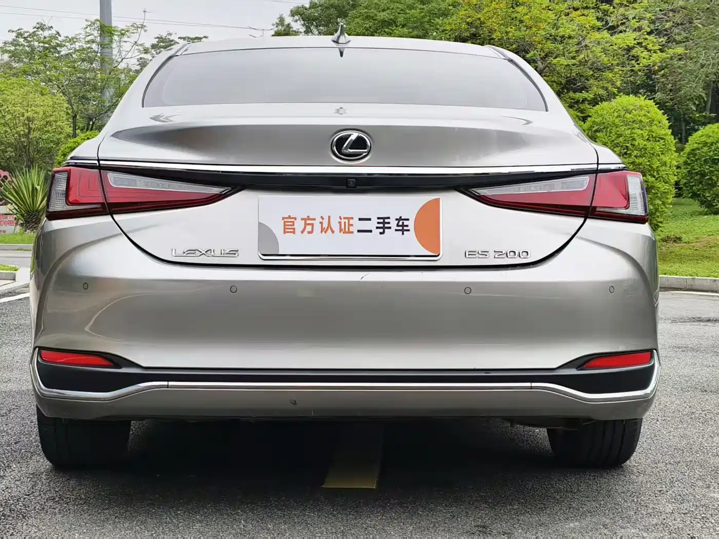 Lexus ES 2022 200 Excellence Edition фото 6