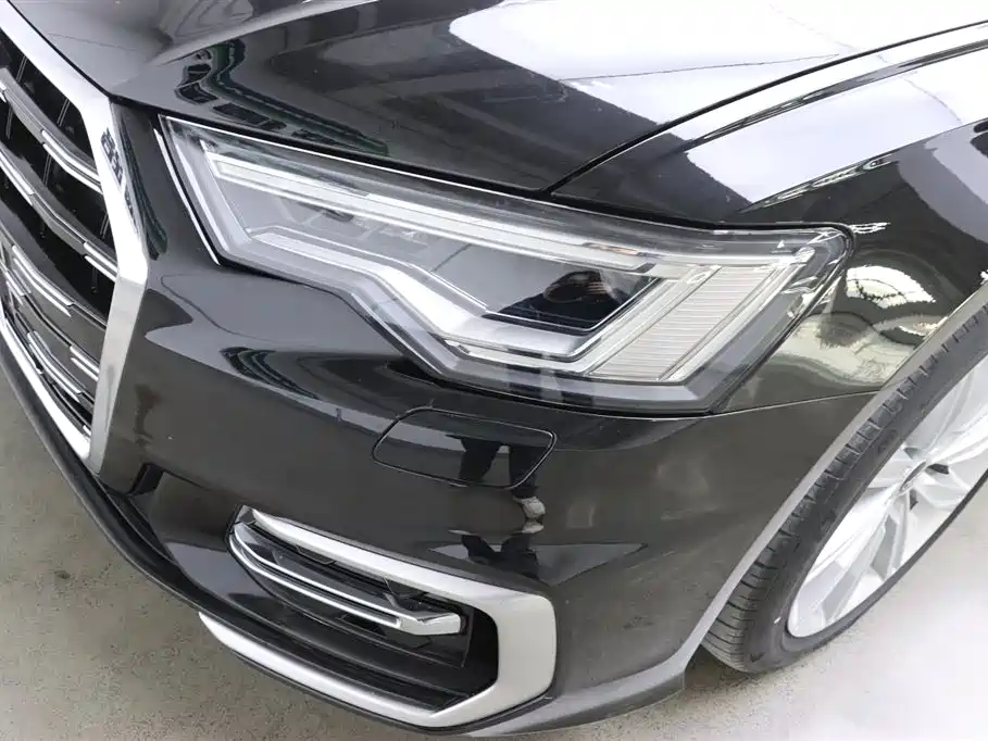 Audi A6L 2023 45 TFSI Premium Selection Dynamic фото 33