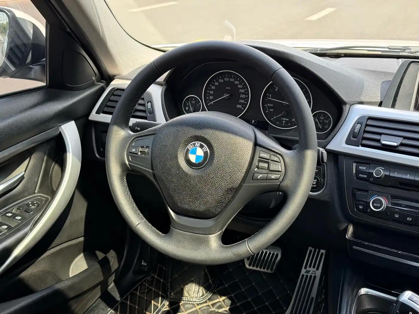 BMW 3 Series 2015 320Li Super Joy Fashion фото 8