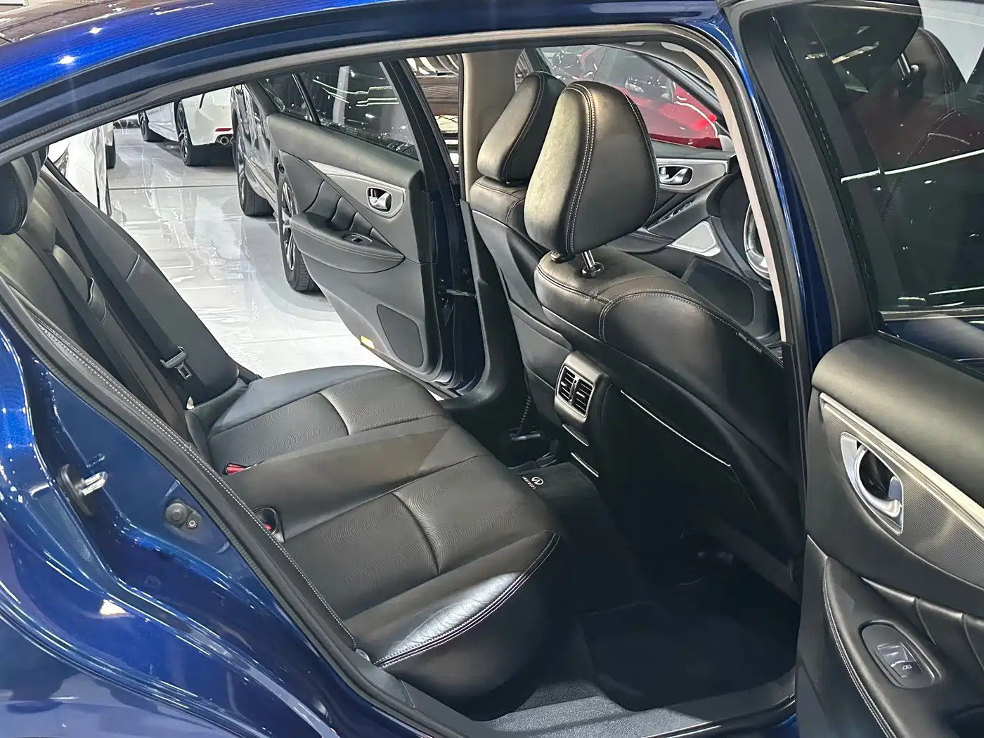 Infiniti Q50L 2021 2018 2.0T Premium Edition (China VI)
