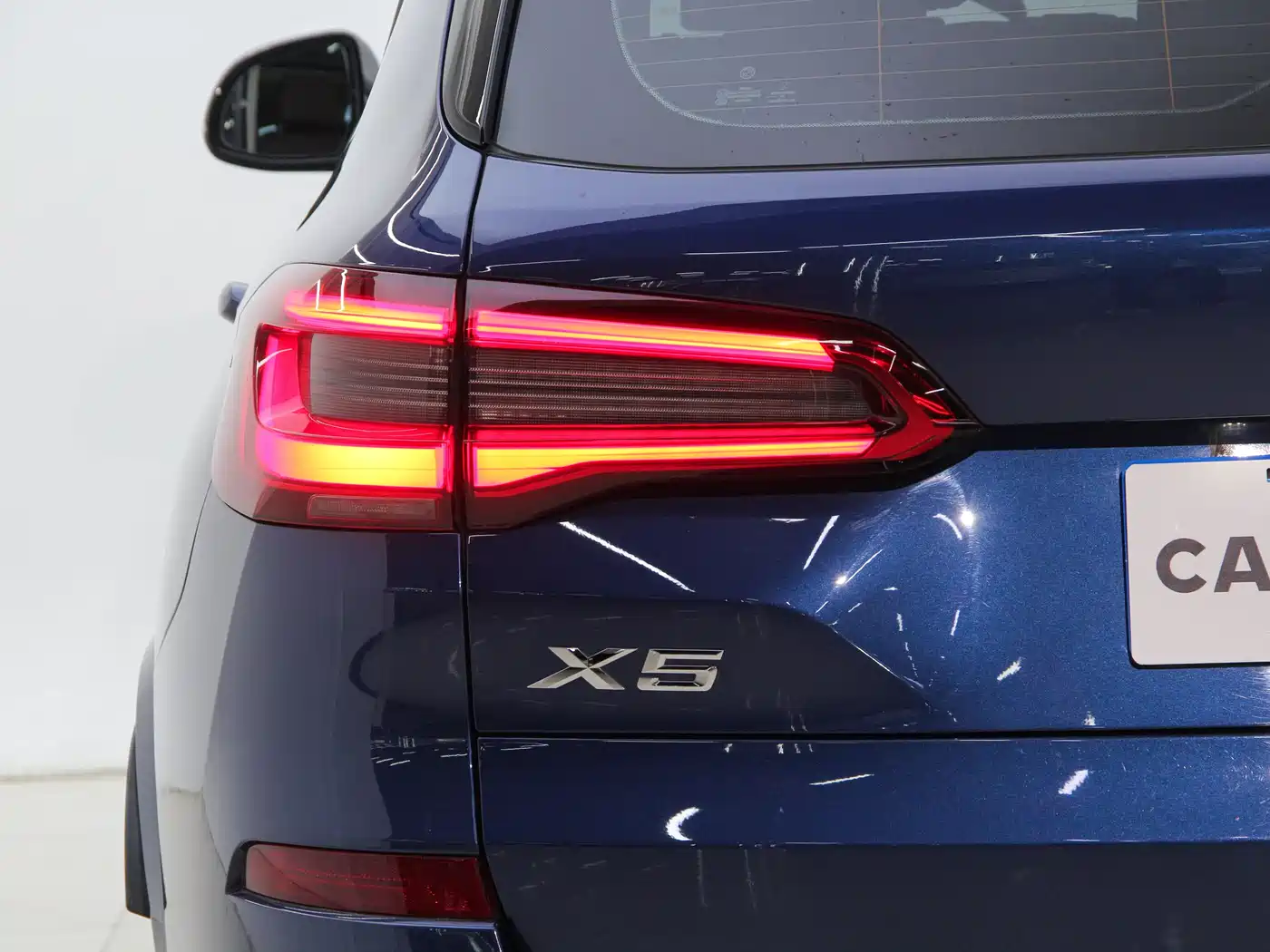 BMW X5 (Import) 2019 xDrive40i Exclusive M Sport Package фото 14