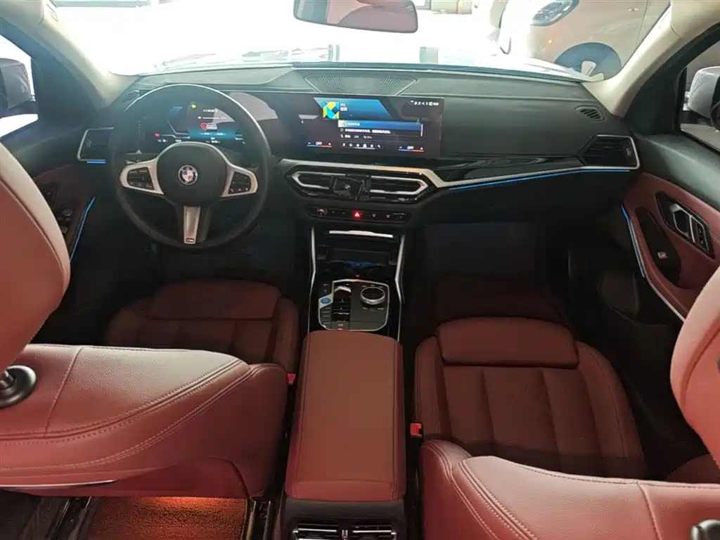 BMW i3 2024 eDrive 35 L фото 10